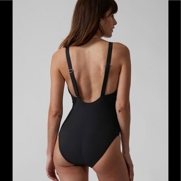 Athleta Hermosa One Piece Swimsuit - Picture 2 of 12